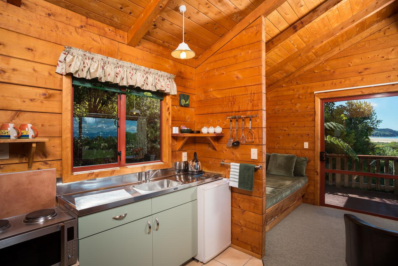 Ocean View Chalets Marahau Exterior photo